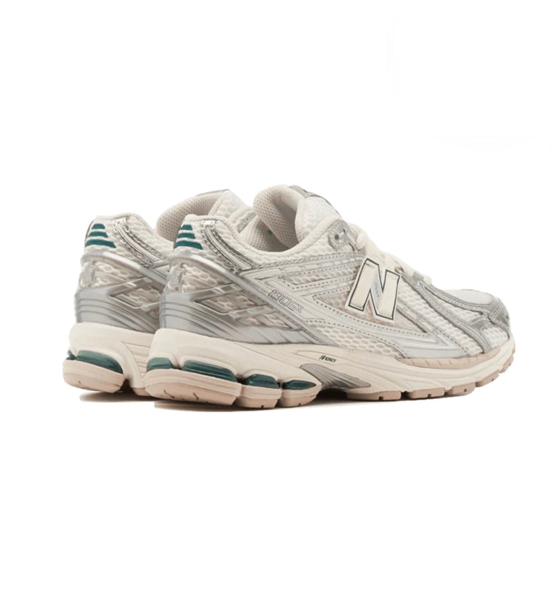 New Balance 1906R Silver Metallic Cream