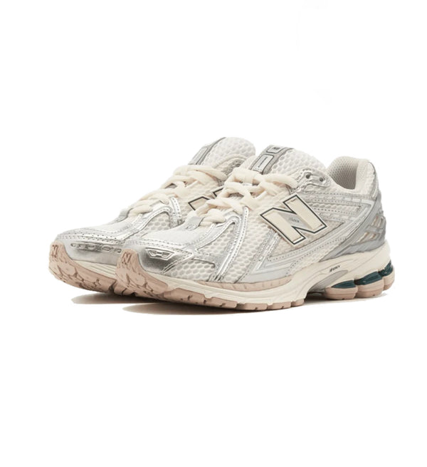 New Balance 1906R Silver Metallic Cream