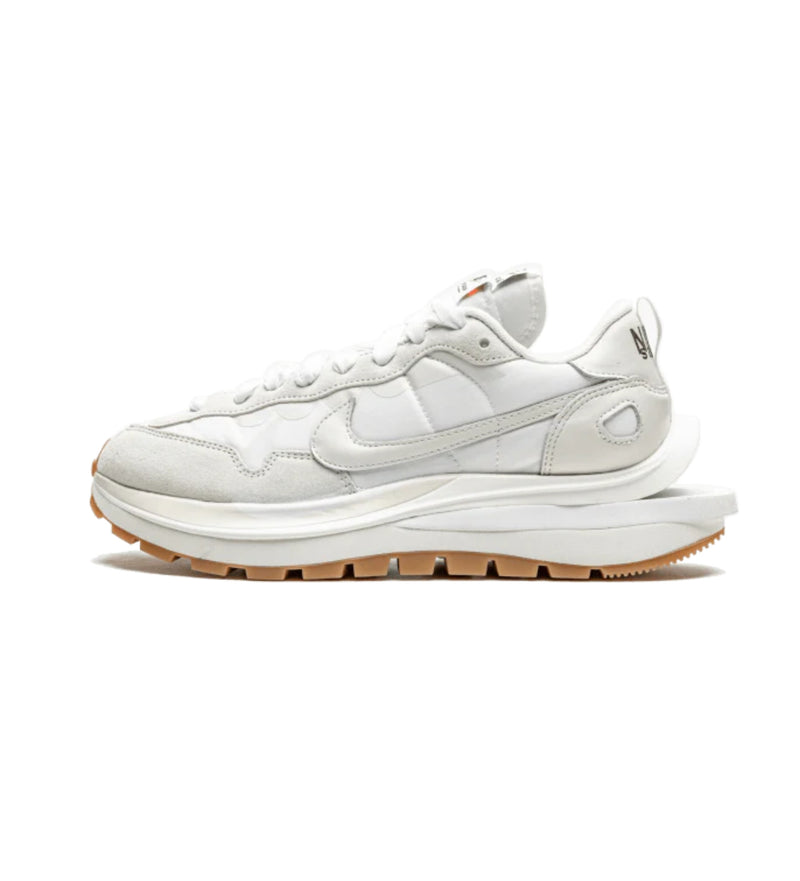 Nike Vaporwaffle Sacai Sail Gum
