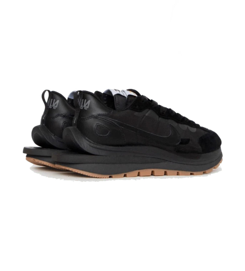 Nike Vaporwaffle Sacai Black Gum